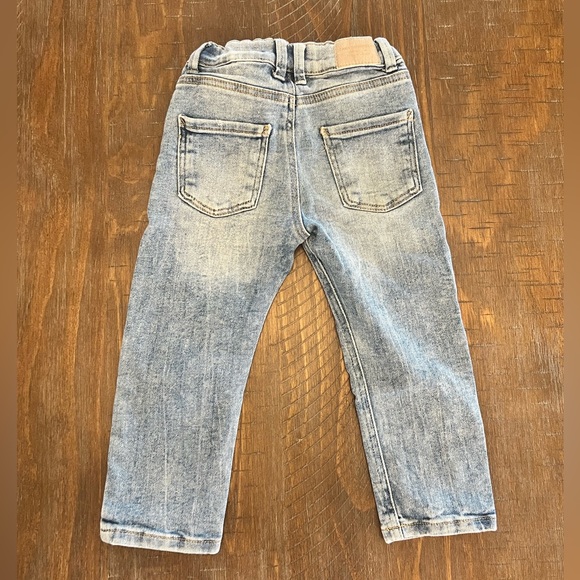 Zara Jeans - Picture 2 of 3